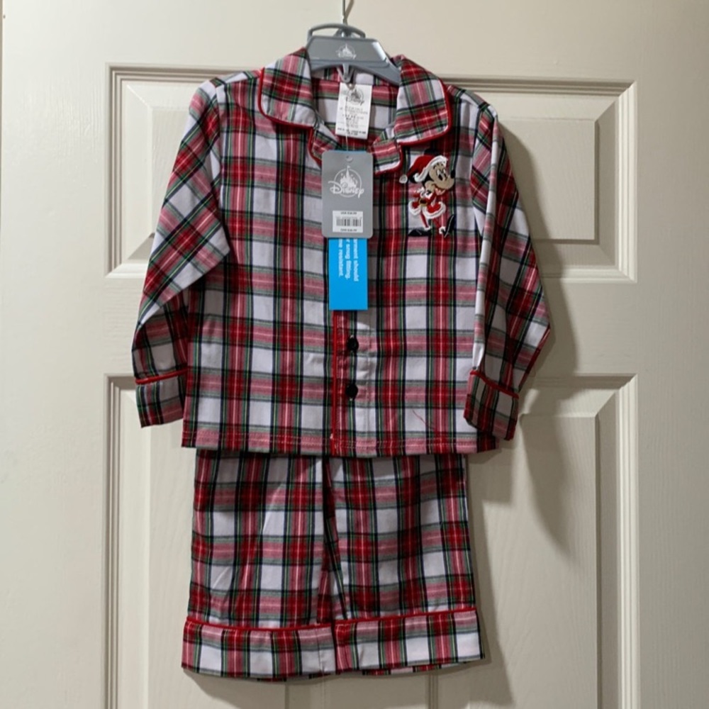 Disney boys pajama set.